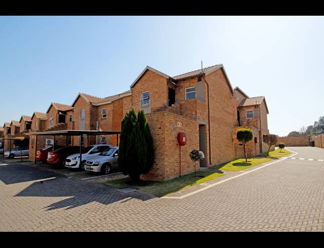 2 BEDROOM APARTMENT FOR SALE IN HONEYPARK